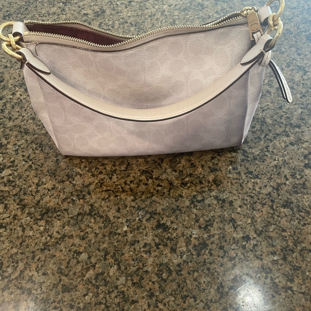 COPY - Coach Cream Shoulder Bag with Gold Hardware